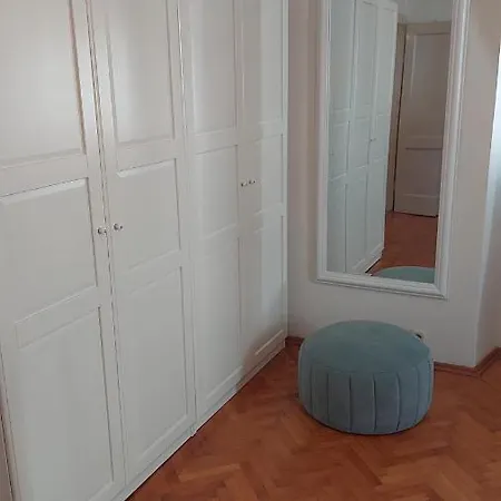 Port On Riva With Parking And Sea View Apartment Makarska