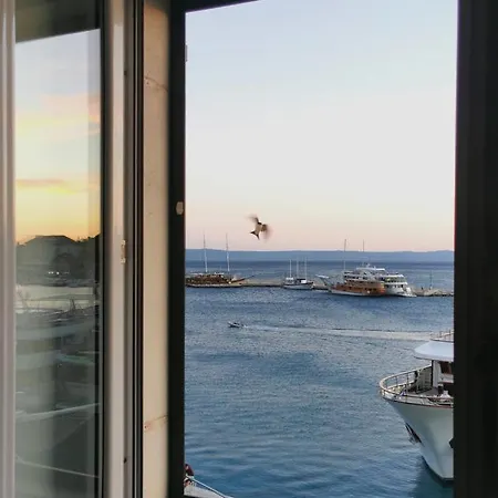 Port On Riva With Parking And Sea View